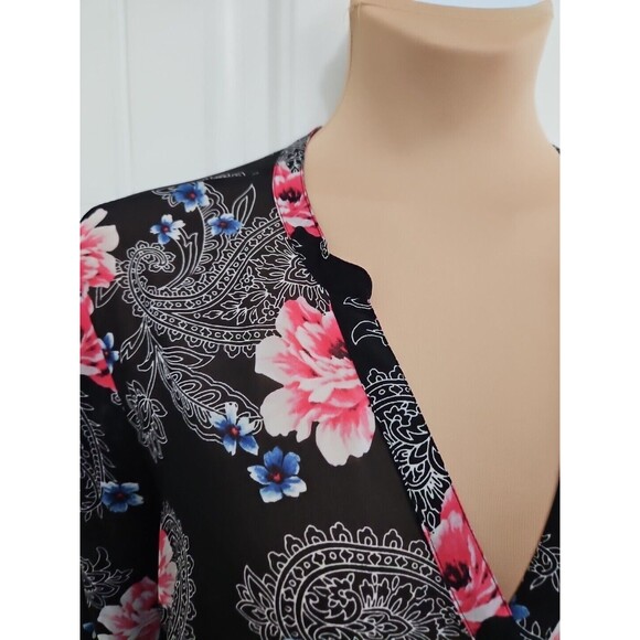 Torrid Top Hi Lo Button Front Roll Tab Sleeve Paisley And Floral Size 2 us 18-20 - Picture 5 of 10